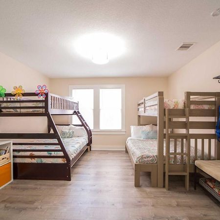 Bright Galveston Bungalow Half Mi To Pleasure Pier ภายนอก รูปภาพ